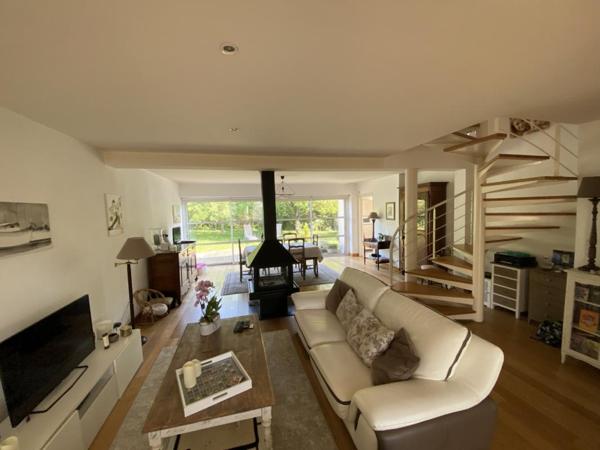 Maison T8 à louer Cesson Sevigne - 211 m² (réf : 442321)