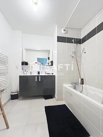 Centre-bourg de Thouaré-sur-Loire - Appartement T3 - Balcon - Parking