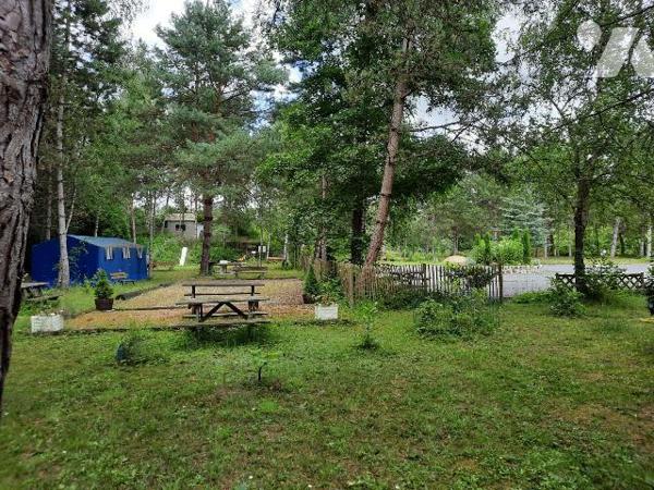 VAILLY-SUR-AISNE : AIRE DE LOISIR SUR TERRAIN DE PLUS D'1 HECTARE

Que vous recherchez un gra...