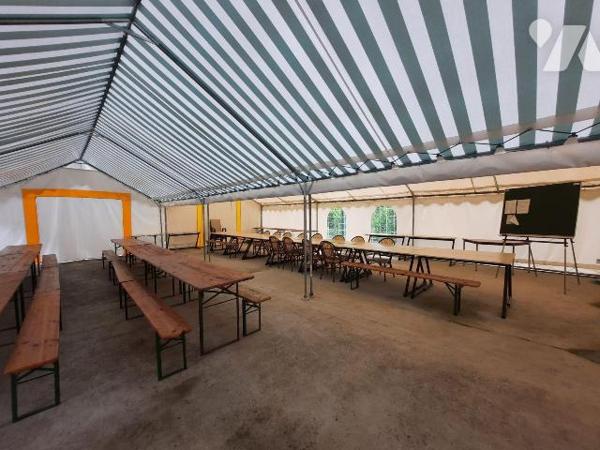 VAILLY-SUR-AISNE : AIRE DE LOISIR SUR TERRAIN DE PLUS D'1 HECTARE

Que vous recherchez un gra...