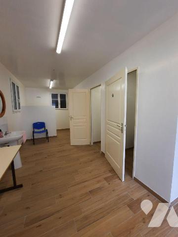 VAILLY-SUR-AISNE : AIRE DE LOISIR SUR TERRAIN DE PLUS D'1 HECTARE

Que vous recherchez un gra...