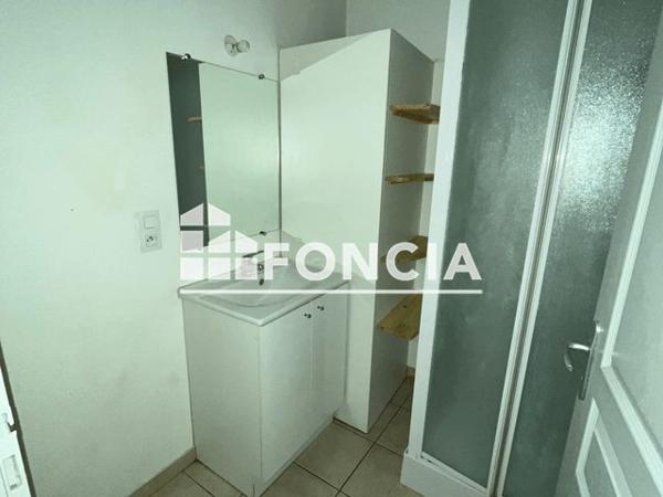 Location Appartement 3 pièces 75 m² - Résidence Du Palais Besancon 25000