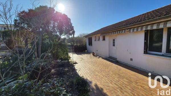 Maison 4 pièces de 87 m² à Lédenon (30210)