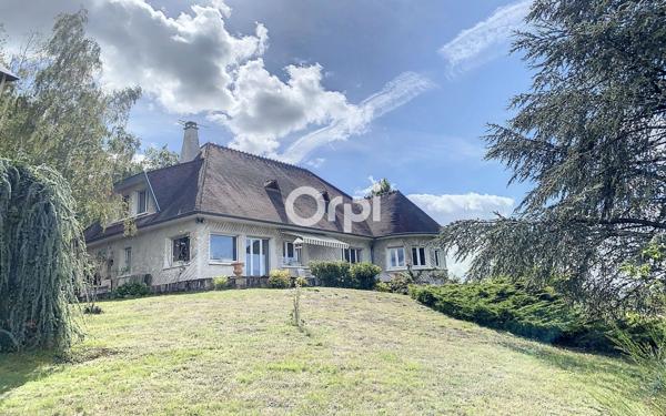 Maison à vendre    9 pièces •  Montluçon