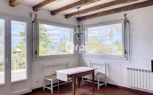 Maison à vendre    9 pièces •  Montluçon