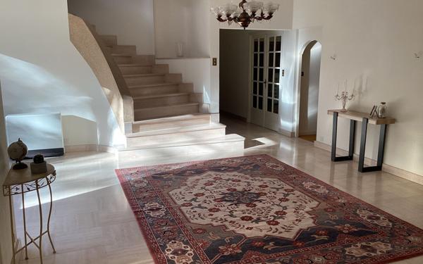 Maison à vendre    9 pièces •  Montluçon