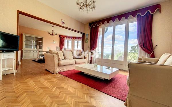 Maison à vendre    9 pièces •  Montluçon