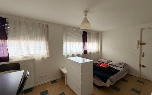 Appartement à louer    1 pièce • 21,56 m2 Oullins