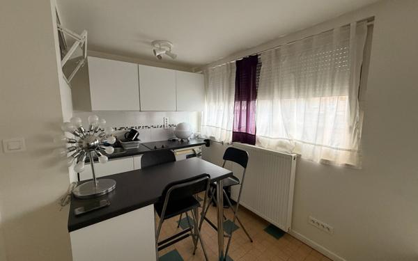 Appartement à louer    1 pièce • 21,56 m2 Oullins