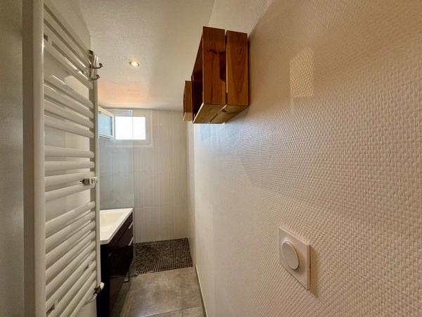 Appartement à vendre 3 pièces ALES (30)