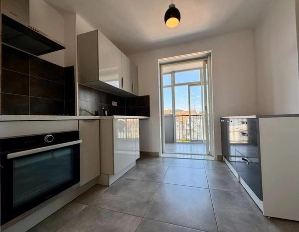 Appartement à vendre 3 pièces ALES (30)
