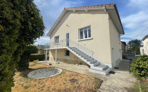 Maison à vendre    4 pièces • 107,44 m2 Saint-Junien
