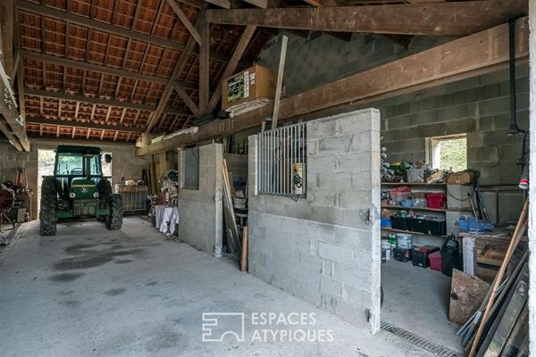 Ancien corps de ferme réhabilité dans un environnement naturel préservé