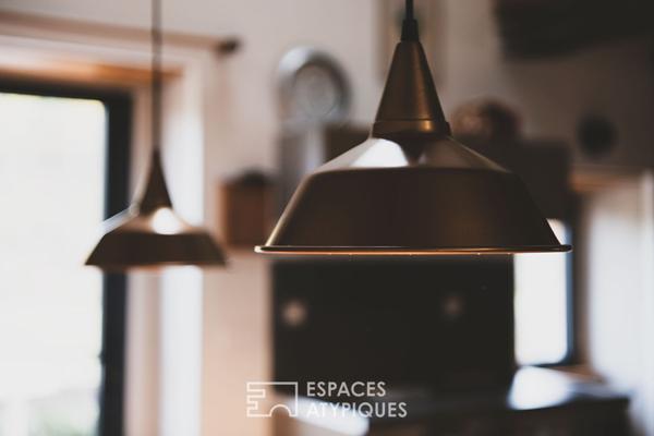 Ancien corps de ferme réhabilité dans un environnement naturel préservé