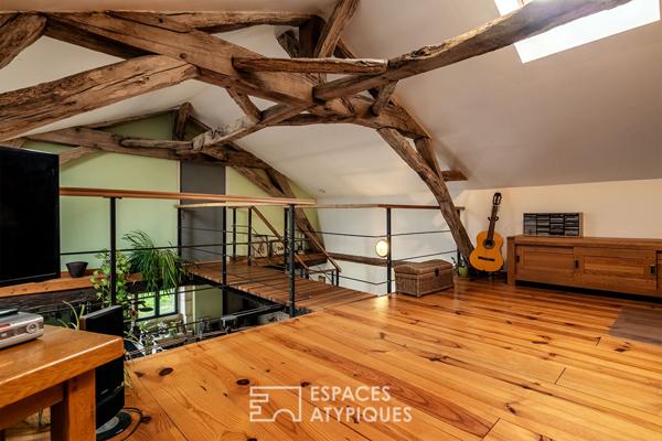 Ancien corps de ferme réhabilité dans un environnement naturel préservé