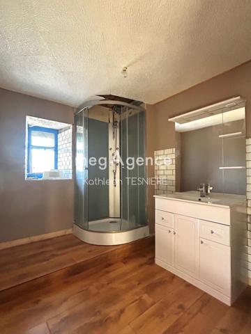 Maison à Villedieu-les-Poêles-Rouffigny, 50800 - 5 pièces 115m²