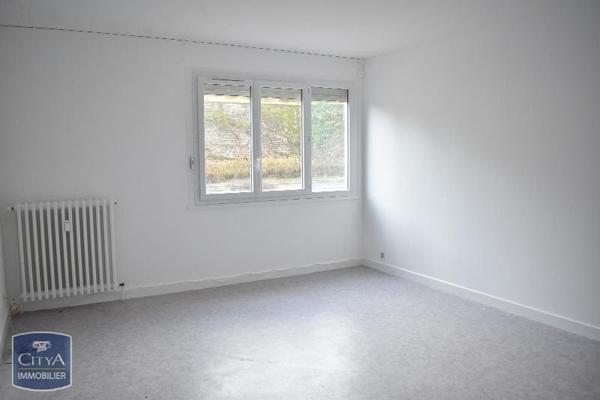 Appartement à louer 4 pièces 83.56m²