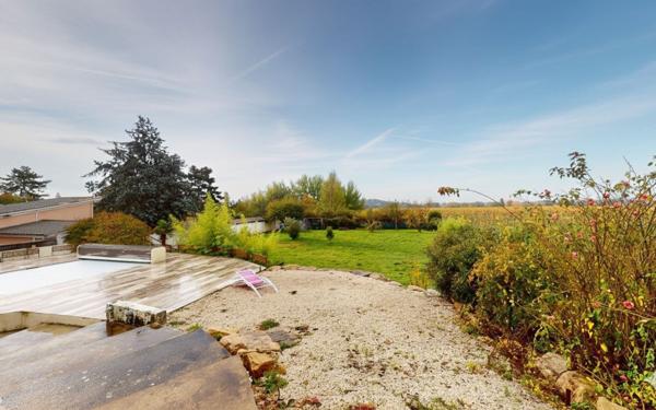 Maison à vendre    6 pièces •  Gleizé