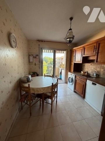 Nice ouest 4p traversant avec terrasse, échapée mer et 2 parkings.