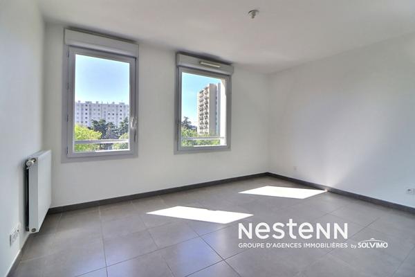 Saint Priest Centre Ville Appartement 3 pièces 71 m2 2 chambres, balcon, gararge