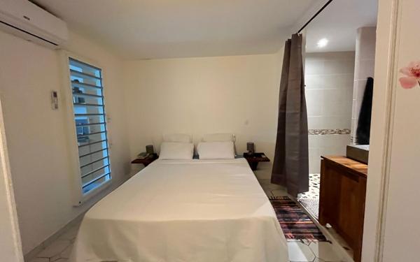 Appartement à vendre    2 pièces • 40 m2 Saint-François