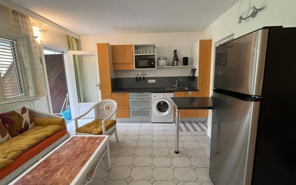 Appartement à vendre    2 pièces • 40 m2 Saint-François