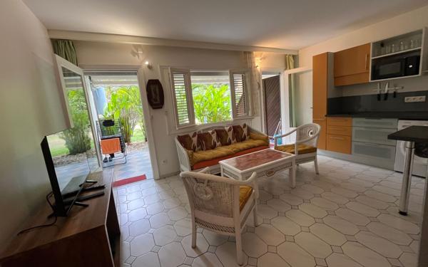 Appartement à vendre    2 pièces • 40 m2 Saint-François