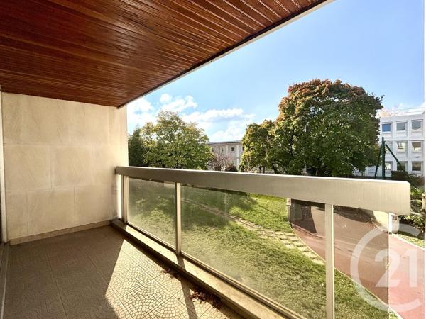 Appartement F4 à vendre  4 pièces - 104,60 m2 CHATOU - 78