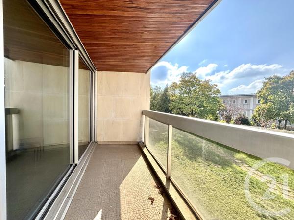 Appartement F4 à vendre  4 pièces - 104,60 m2 CHATOU - 78