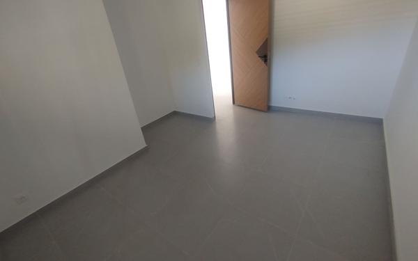 Appartement à louer    3 pièces • 63,12 m2 Saint-Paul
