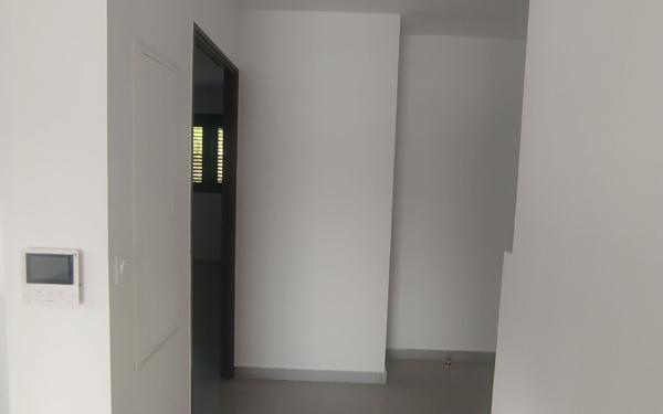 Appartement à louer    3 pièces • 63,12 m2 Saint-Paul