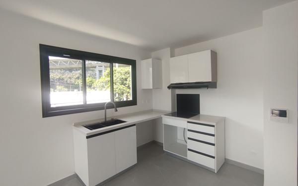 Appartement à louer    3 pièces • 63,12 m2 Saint-Paul