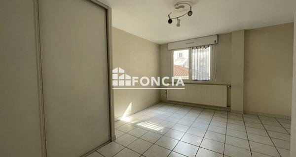 Location Studio 26.53 m² - Grenoble 38000