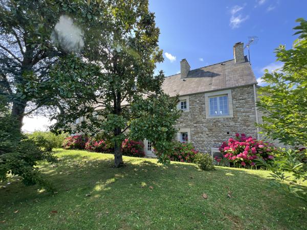 ANCIEN CORPS DE FERME SUR UNE PARCELLE D’ENVIRON 9000 m² VENDU