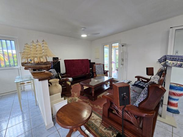 🏔️ Maison de Plain-Pied avec Vue Imprenable – Calme & Nature