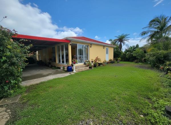 🏔️ Maison de Plain-Pied avec Vue Imprenable – Calme & Nature