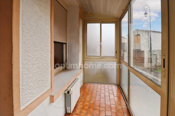 Maison 69 m² - 4 pièces - 3 Chambres - 1 Véranda - 1 Garage - Terrain 50 m² - 87190 MAGNAC LAVAL