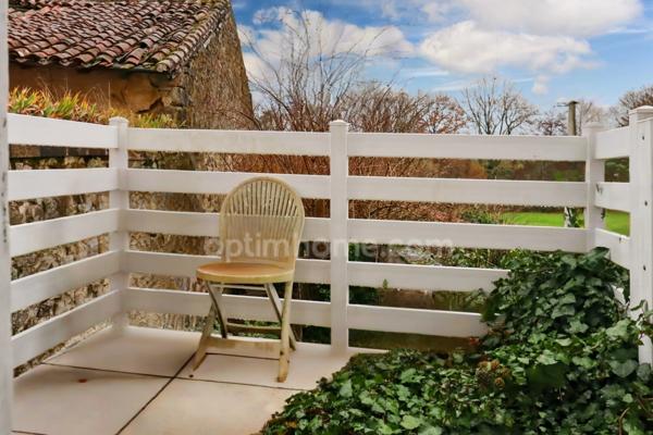 Maison 69 m² - 4 pièces - 3 Chambres - 1 Véranda - 1 Garage - Terrain 50 m² - 87190 MAGNAC LAVAL