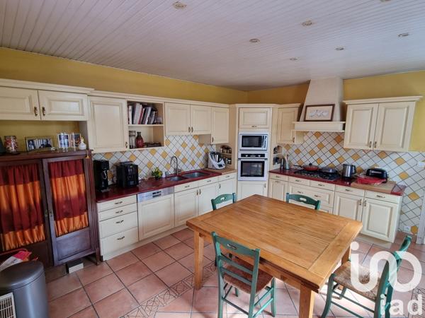 Maison à vendre 8 pièces 203 m² Tours