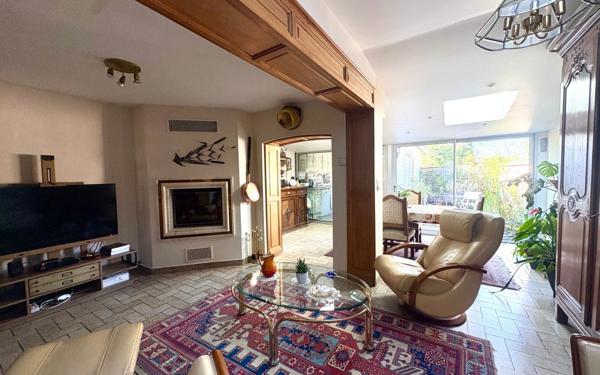 Maison à vendre    5 pièces • 165 m2 Amiens