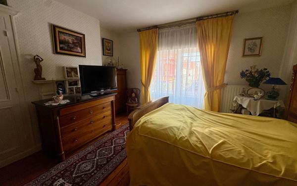 Maison à vendre    5 pièces • 165 m2 Amiens