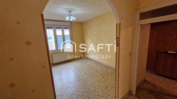 Maison semi mitoyenne 3 chambres, cours  terrasse