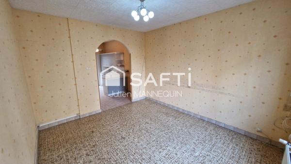 Maison semi mitoyenne 3 chambres, cours  terrasse