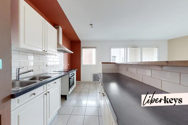 Appartement 3 pièces / 71 m2 / Parking  / Proche CHR 