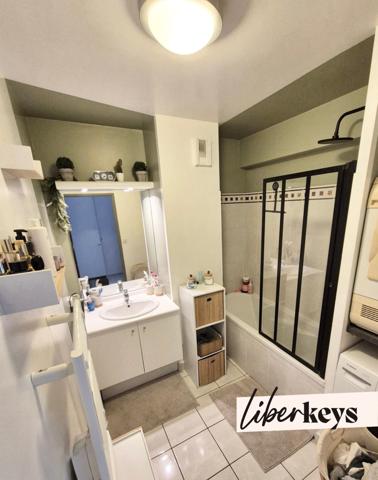Appartement 3 pièces / 71 m2 / Parking  / Proche CHR 