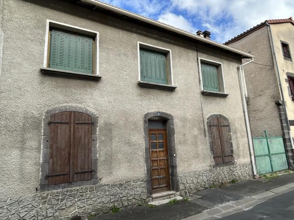 ENNEZAT Maison 120 m2 sur 488 m2 de terrain
