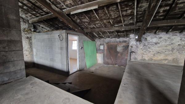 TRES BEAU POTENTIEL à seulement 2 km du Centre-Ville LOROUX-BOTTEREAU