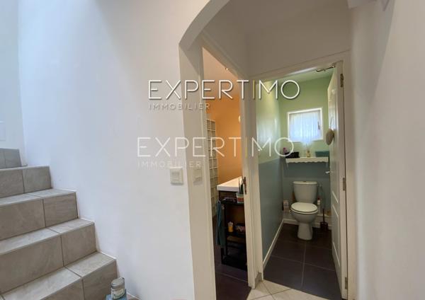 Sainte-Foy (85150) Maison T5 de 124 m² - 3 chambres dont une de plain-pied - Terrain de 679 m² entièrement clôturé