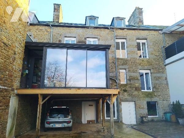 Ensemble immobilier de caractère du XIXe siècle – Habitation et investissement locatif