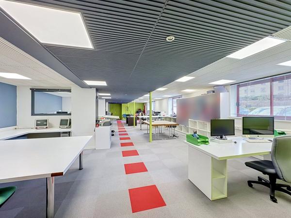 LOCAUX PROFESSIONNELS EN REZ-DE-CHAUSSEE Commercy